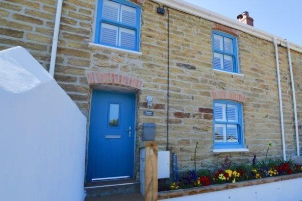 3 bed property in Glenfeadon Terrace, Redruth